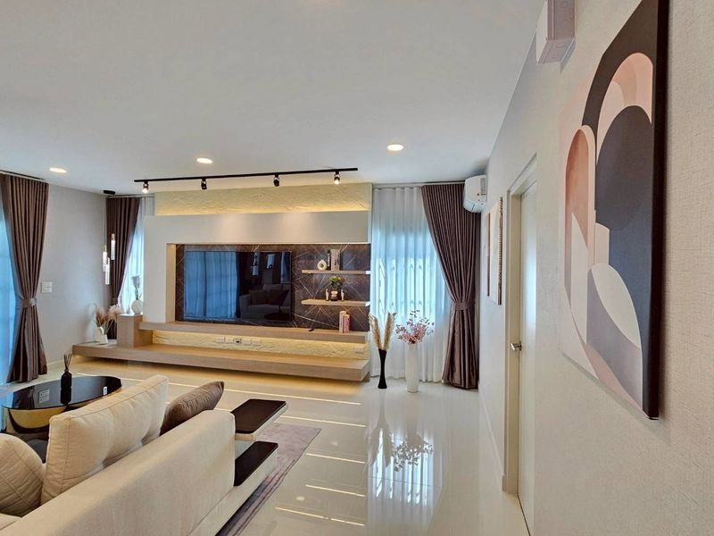 รูป 2607-RFF054🏡ให้เช่า! บ้านเดี่ยวหรูพร้อมอยู่ CENTRO BANGNA (เซนโทร บางนา)✨ - รูปที่ 5/20