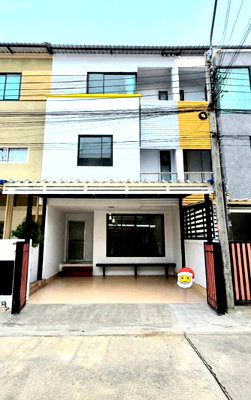 เช่าโฮมออฟฟิศ อิมพีเรียล เวิลด์ สำโรง : 🏢✨ ให้เช่า Home Office 3 ชั้น หมู่บ้านสารินวิซ แบริ่ง (สุขุมวิท 107) 3 ห้องนอน 4 ห้องน้ำ เดินทางสะดวก เชื่อมต่อสุขุมวิท ศรีนครินทร์ และบางนา