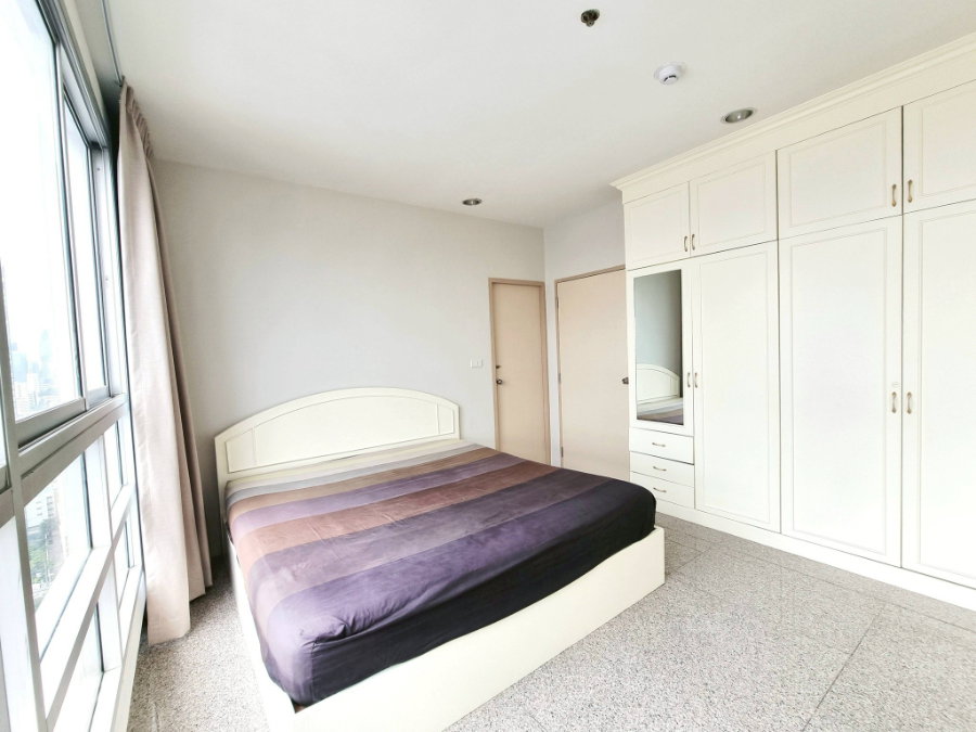 รูป 🌆 2BR ห้องโปร่งวิวเมือง 🤍 อยู่สบาย ฟีลอบอุ่น มินิมอล ✨ ใกล้ BTS Phaya Thai เดินทางง่าย เหมาะทั้งพักผ่อนและ WFH 💻 - รูปที่ 2/9