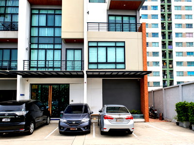 ทาวน์โฮม กรุงเทพมหานคร : ขายโฮมออฟฟิศนวมินทร์ 545 ตร.ม. เพียง 34,862 บาท/ตร.ม. ราคาสุดคุ้ม - U6022398