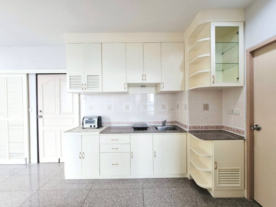 รูป 🌆 2BR ห้องโปร่งวิวเมือง 🤍 อยู่สบาย ฟีลอบอุ่น มินิมอล ✨ ใกล้ BTS Phaya Thai เดินทางง่าย เหมาะทั้งพักผ่อนและ WFH 💻 - รูปที่ 8/9