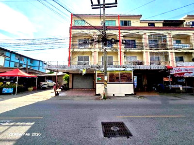 อาคารพาณิชย์ วิทยาลัยการสาธารณสุขสิรินธรชลบุรี : อาคารพาณิชย์ 40 ตร.วา เมืองชลบุรี ชลบุรี 7.1M