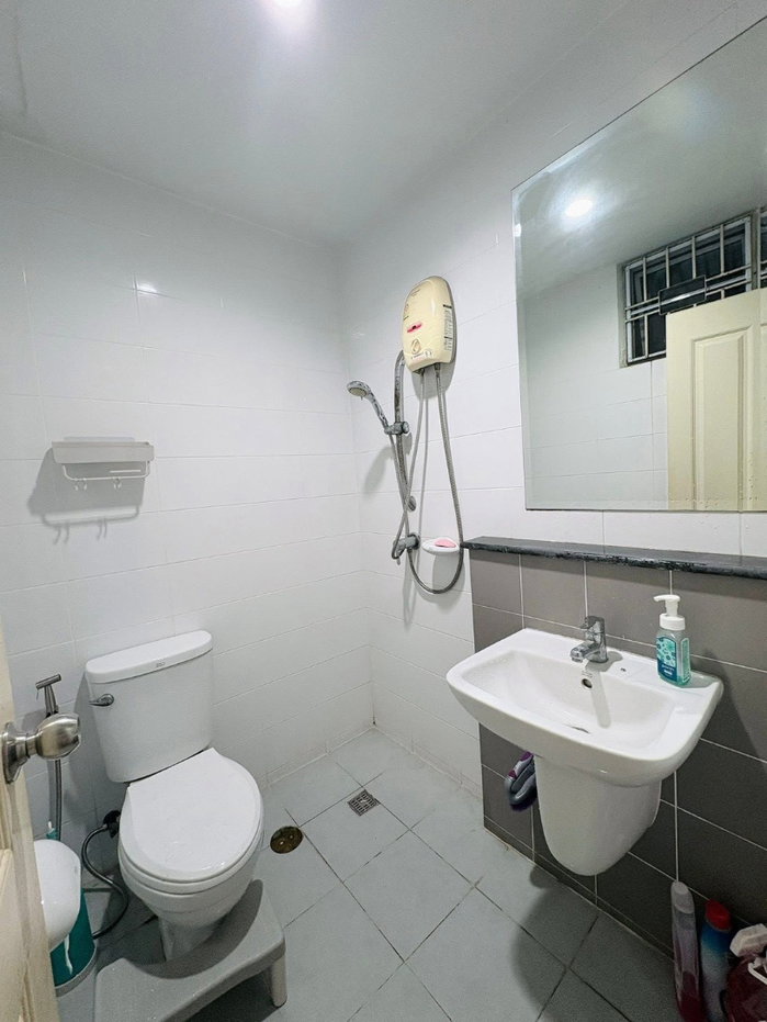 รูป 🏡 บ้านเช่าพร้อมอยู่ อารียา คัลเลอร์ พรีเมียม วงแหวน–รามอินทรา (เฟส2) ซอยสุเหร่าคลองหนึ่ง 15 3 ห้องนอน 2 ห้องน้ำเฟอร์ครบ ทำเลดีมาก - รูปที่ 6/18