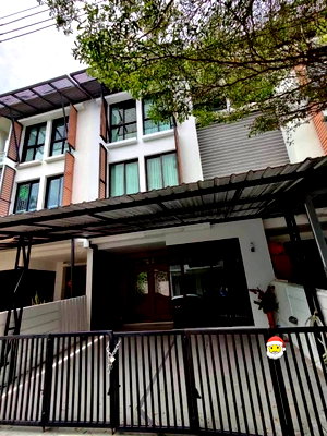 เช่าทาวน์โฮม ซอยอ่อนนุช (สุขุมวิท 77) : 🏡 ให้เช่า ทาวน์โฮม 3 ชั้น โครงการ Areeya Mandarina Sukhumvit 77 3 ห้องนอน 3 ห้องน้ำ บ้านสวย พร้อมเฟอร์นิเจอร์ครบ เข้าอยู่ได้ทันที