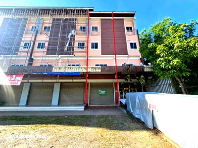 Shophouses for sale Lat Yao Nakhon Sawan : SHOP HOUSE 28 Sq.w. Lat Yao Nakhon Sawan for 2.6M