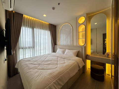 Condo for rent near MRT Rama 9 | Life Asoke Hype | 2 bedrooms, high floor, open view, near Central Rama 9 and Fortune Town