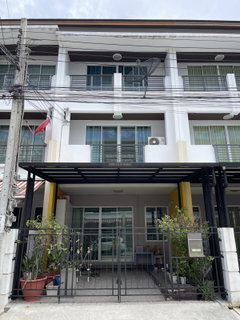 For Sale Townhouse/Townhome  , BAAN KLANG MUANG SATHORN - TAKSIN 2 , Bang Kho , Chom Thong , Bangkok , CX-165538 ✅ Live chat with us ADD LINE @connexproperty ✅