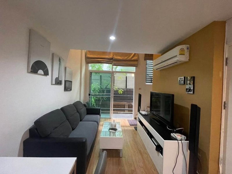 picture A050143 Moon Loft Condominium - 4/8