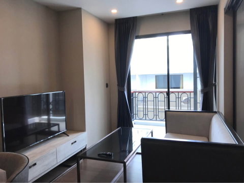🔥 ขาย คอนโด ณ วรา เรสซิเดนซ์  Na Vara Residence ซอยหลังสวน ทำเลใจกลางเมือง ใกล้ BTS ชิดลม เพียง 400 เมตร