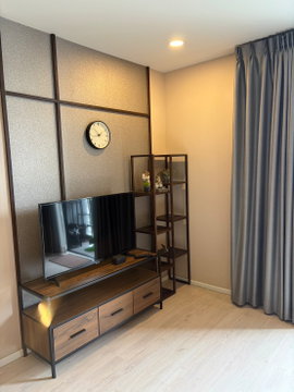ปล่อยเช่าคอนโด Palm Spring Royal Condo