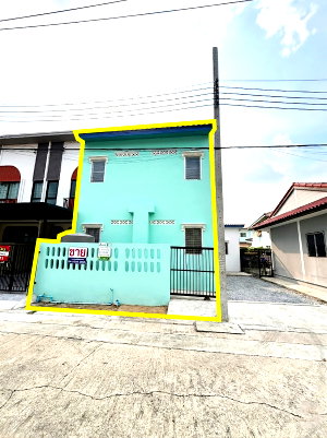 ขายทาวน์โฮม : ทาวน์เฮ้าส์บัวทองธานี,นนทบุรี 6ห้องนอน 6ห้องน้ำ ขนาด 24.3 ตร.ว.