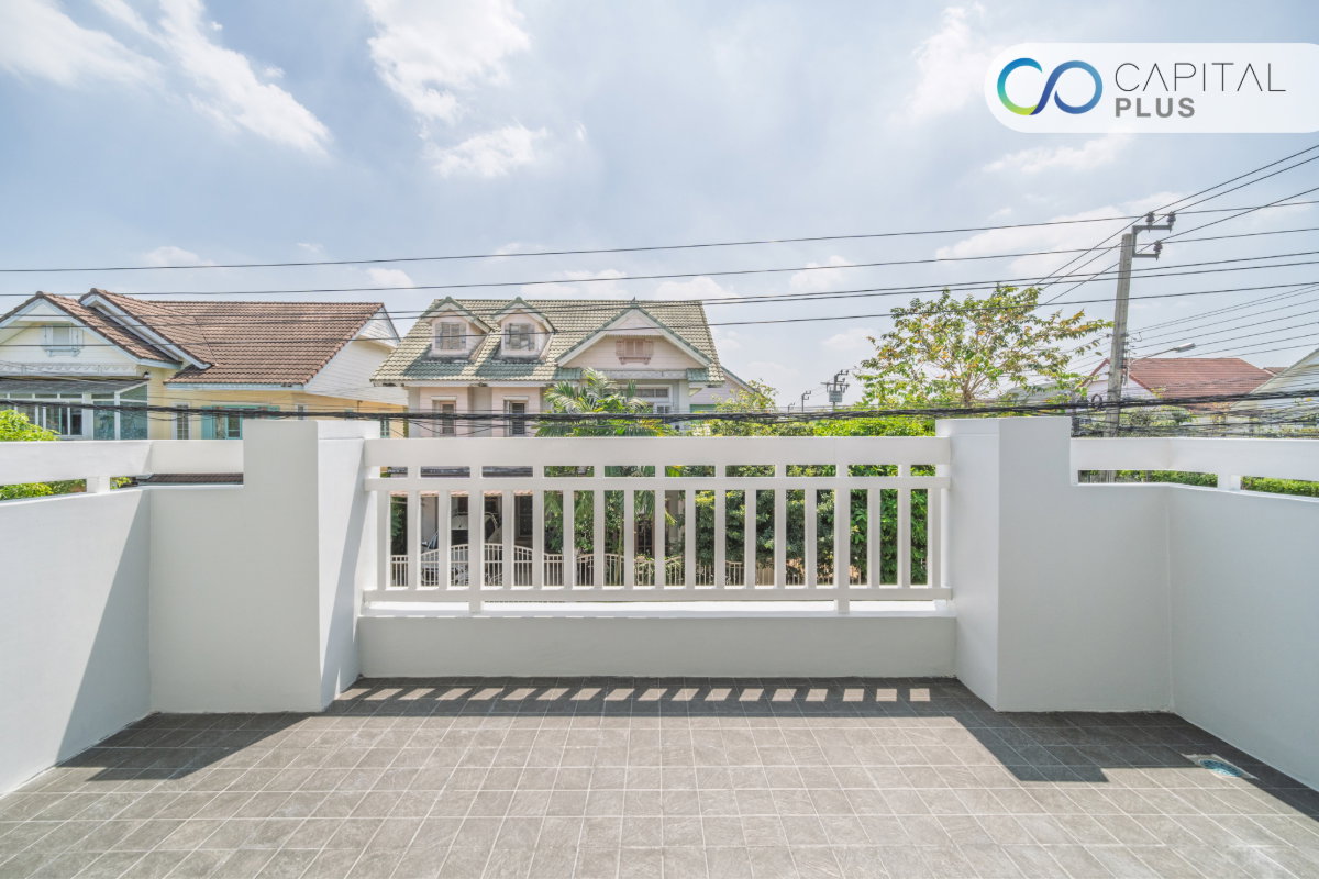 รูป 🏡 ขายด่วน! บ้านเดี่ยวหลังมุม 2 ชั้น รีโนเวทใหม่ พร้อมเข้าอยู่ โครงการพาร์คเวย์ ชาเล่ต์ รามคำแหง ใกล้รถไฟฟ้าสถานีมีนบุรี - รูปที่ 13/23