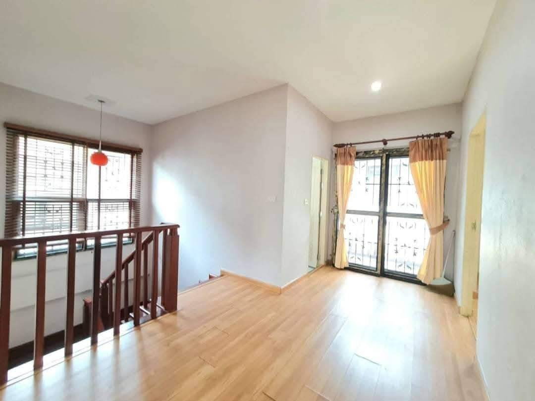 รูป ให้เช่าบ้านเดี่ยวหลังใหญ่ หลังมุม ม.ปวีณวรรณ ใกล้ เจ ปาร์ค ศรีราชา - รูปที่ 15/15