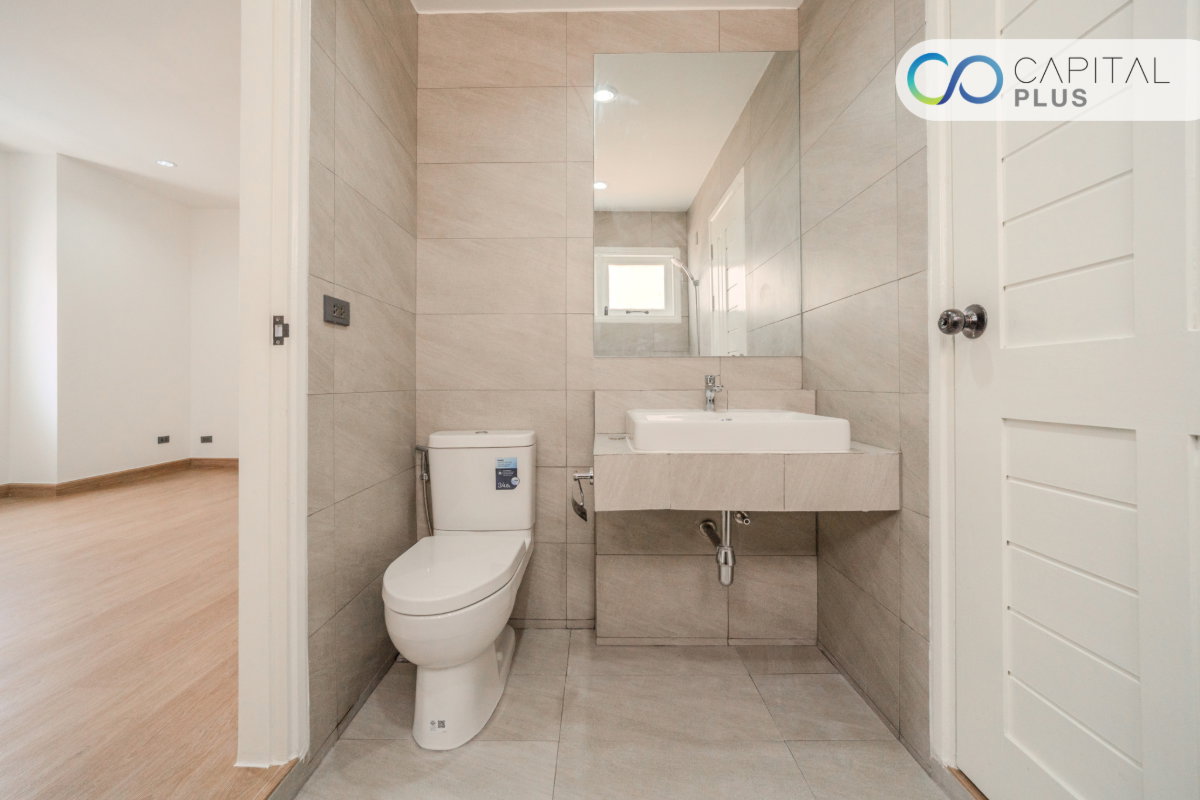 รูป 🏡 ขายด่วน! บ้านเดี่ยวหลังมุม 2 ชั้น รีโนเวทใหม่ พร้อมเข้าอยู่ โครงการพาร์คเวย์ ชาเล่ต์ รามคำแหง ใกล้รถไฟฟ้าสถานีมีนบุรี - รูปที่ 17/23