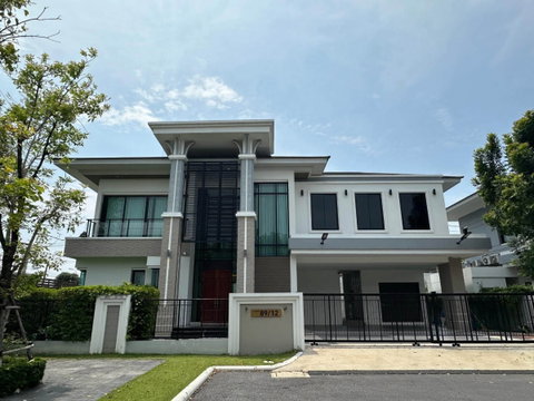 ให้เช่าบ้านเดี่ยวหรู เดอะ พาวิลล่า ( ไพรเวท เรสซิเด้น ) กาญจนาภิเษก-บางบอน 3 | บ้านหน้าสวน พร้อมเข้าอยู่ (H6932)