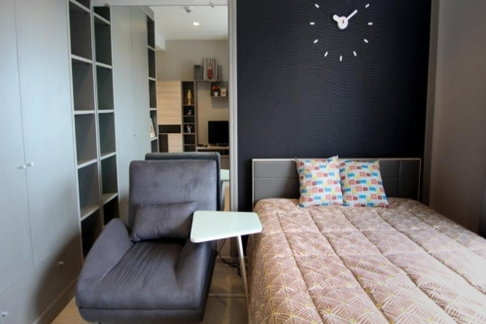 Sale with tenant !!Ideo Mobi Sathorn, 1 bed, 1 bath, high floor 21++, South Facing, Good location !! Code C20221206399 furnished, Special Deal!!📣📣