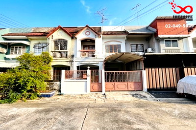 ขายทาวน์โฮม : ขายทาวน์เฮาส์ 2 ชั้น หมู่บ้านสินชัย ถนนสุขุมวิท 77 ซอยอ่อนนุช 36 ใกล้ MRT ศรีนุช และ BTS อ่อนนุช ทำเลน่าอยู่