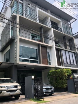For Rent: 4-Storey Home Office with Rooftop | B Square by Sansiri | Soi Sahakarnpramoon (SPSMG72)