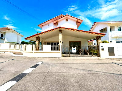 บ้านเดี่ยวให้เช่า : ให้เช่า บ้านฟ้าริมหาด ใกล้หาดจอมเทียน!!!  4 ห้องนอน 4 ห้องน้ำ