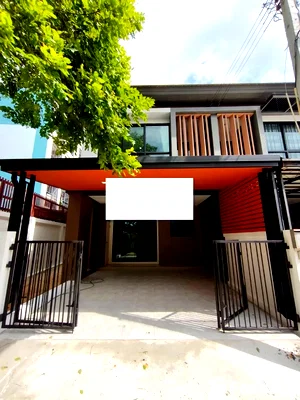 บ้านเดี่ยวให้เช่า : บ้านเดี่ยวให้เช่า 3 ห้องนอน ในโครงการ พรีเมี่ยม ไทม์โฮม สวนหลวง ร.9 6609129