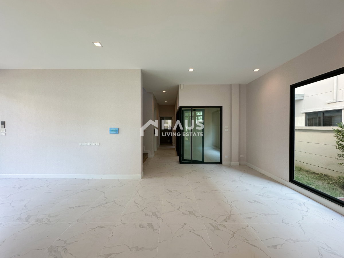 picture Bangkok Boulevard Westgate / 5 Bedrooms #HBGY007 - 5/19