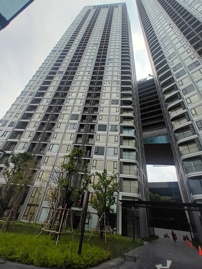 picture **New Condo for sale --cheaper than the developer price-- - 37/38