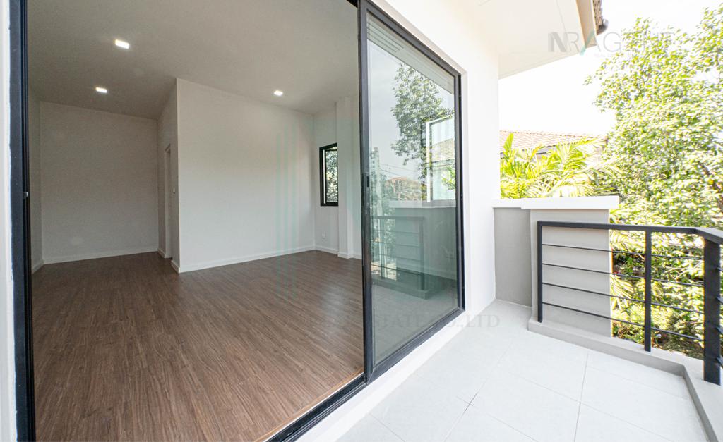 รูป ขายบ้านเดี่ยว โครงการ เดอะเซ็นโทร วัชรพล 2 ชั้น 3 ห้องนอน 4 ห้องน้ำ - รูปที่ 8/8