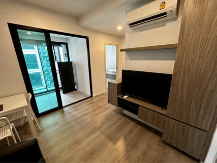 รูปภาพ ให้เช่า คอนโด | 2 ห้องนอน, 1 ห้องน้ำ ห้องมุม “Notting Hill Sukhumvit 105” 41 ตรม. วิวสวนหย่อม, ขนาดใหญ่, ผนังทึบ