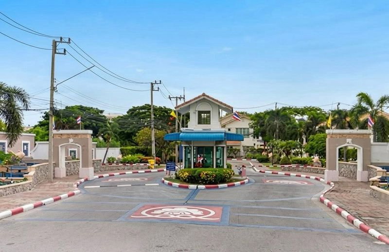 รูป ให้เช่า บ้านฟ้าริมหาด ใกล้หาดจอมเทียน!!! 4 ห้องนอน 4 ห้องน้ำ - รูปที่ 3/17