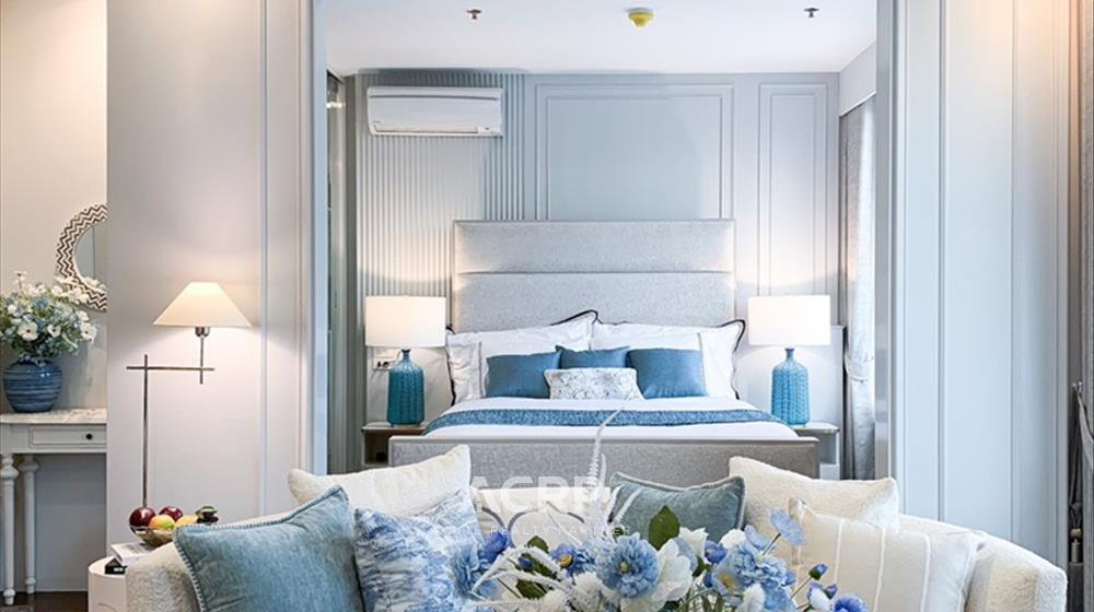 picture Luxury Pool View Condo at Vantage Ratchavipa BTS Ratchayothin (00160185) - 2/10
