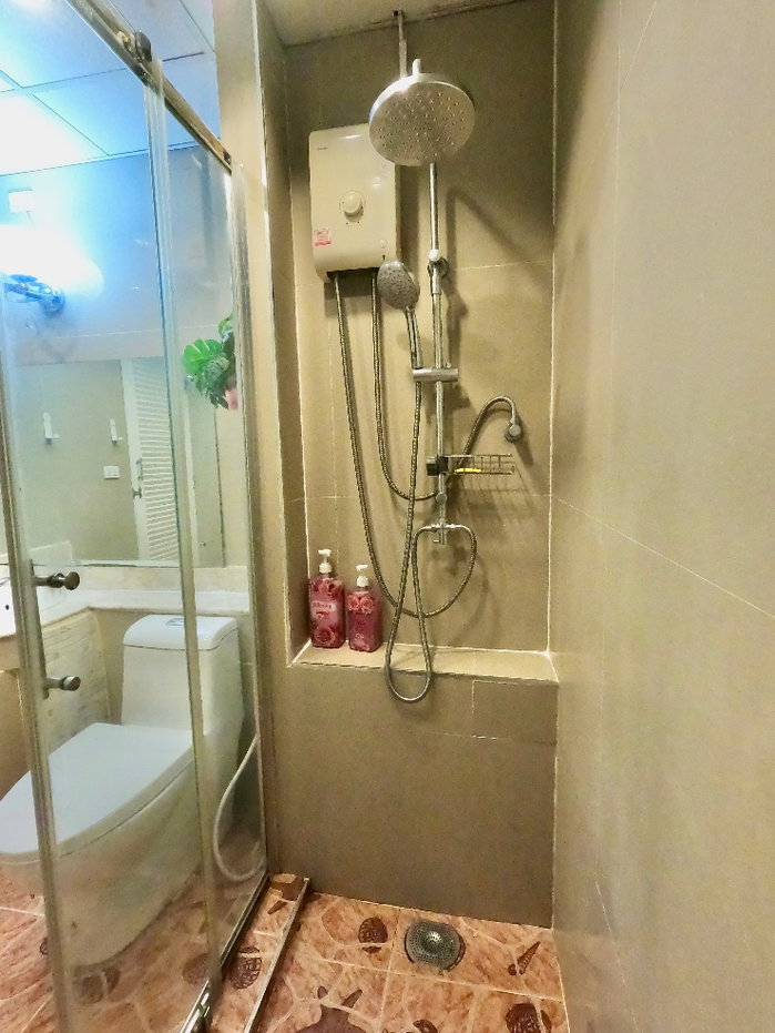 รูป คอนโดขาย ปรับปรุงใหม่แล้วฟื้นที่ใช้สอยขนาด 60 ตรม. 2 ห้องนอน 1 ห้องน้ำ 1 ห้องครัว 1 ห้องรับแขก 
มีระเบียงทุกห้อง (ไม่มีเฟอร์นิเจอร์)
 - รูปที่ 7/23