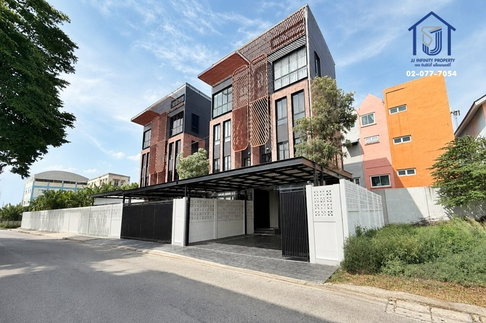 ขายโฮมออฟฟิศ 3.5 ชั้น BRIT LOFT (เกษตร-นวมินทร์) ถนนประเสริฐมนูกิจ ซอยลาดปลาเค้า 34 ใกล้มหาวิทยาลัยเกษตรศาสตร์