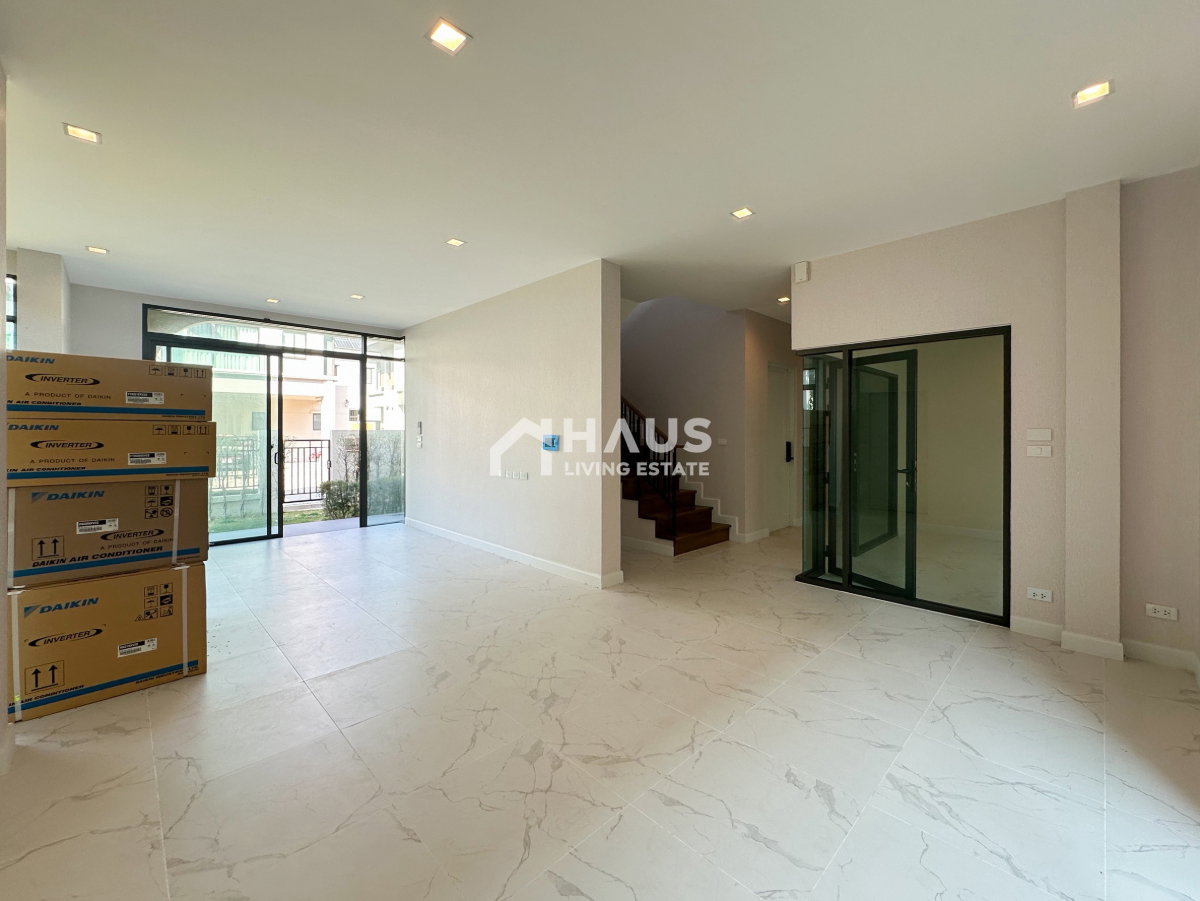 picture Bangkok Boulevard Westgate / 5 Bedrooms #HBGY007 - 4/19