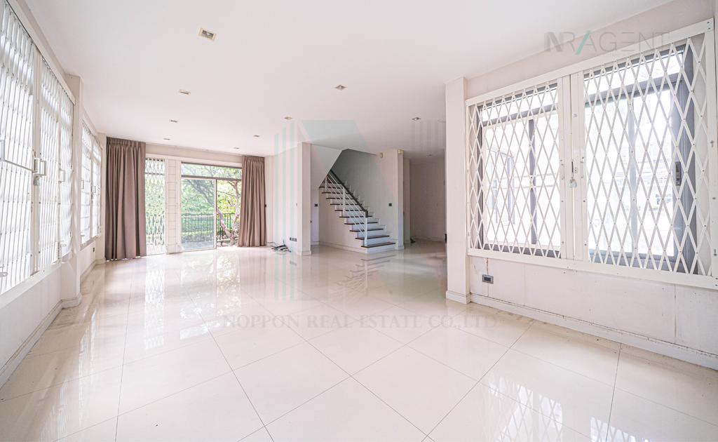 รูป ขายบ้านเดี่ยว โครงการ เพอร์เฟค เพลส พัฒนาการ-ศรีนครินทร์ 2 ชั้น 3 ห้องนอน 3 ห้องน้ำ - รูปที่ 4/8