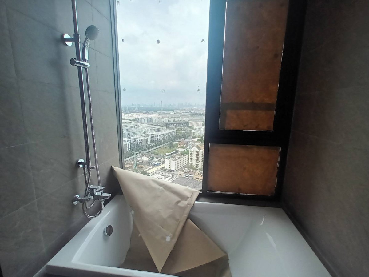 picture **New Condo for sale --cheaper than the developer price-- - 12/38
