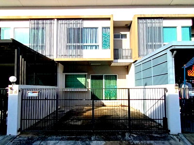 Townhouses for sale Samut Prakarn : For Sell Town house INDY SRINAKARIN 2-story 2 bedroom 3 bathroom