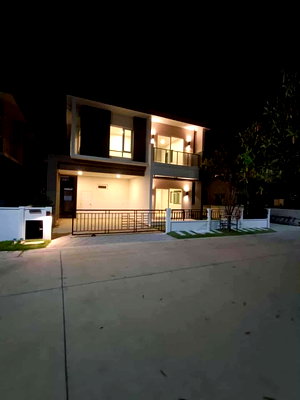 บ้านเดี่ยวให้เช่า : ให้เช่า บ้านเดี่ยว Centro Prachauthit 90 พร้อมเฟอร์นิเจอร์ ใกล้พระราม 2 และประชาอุทิศ