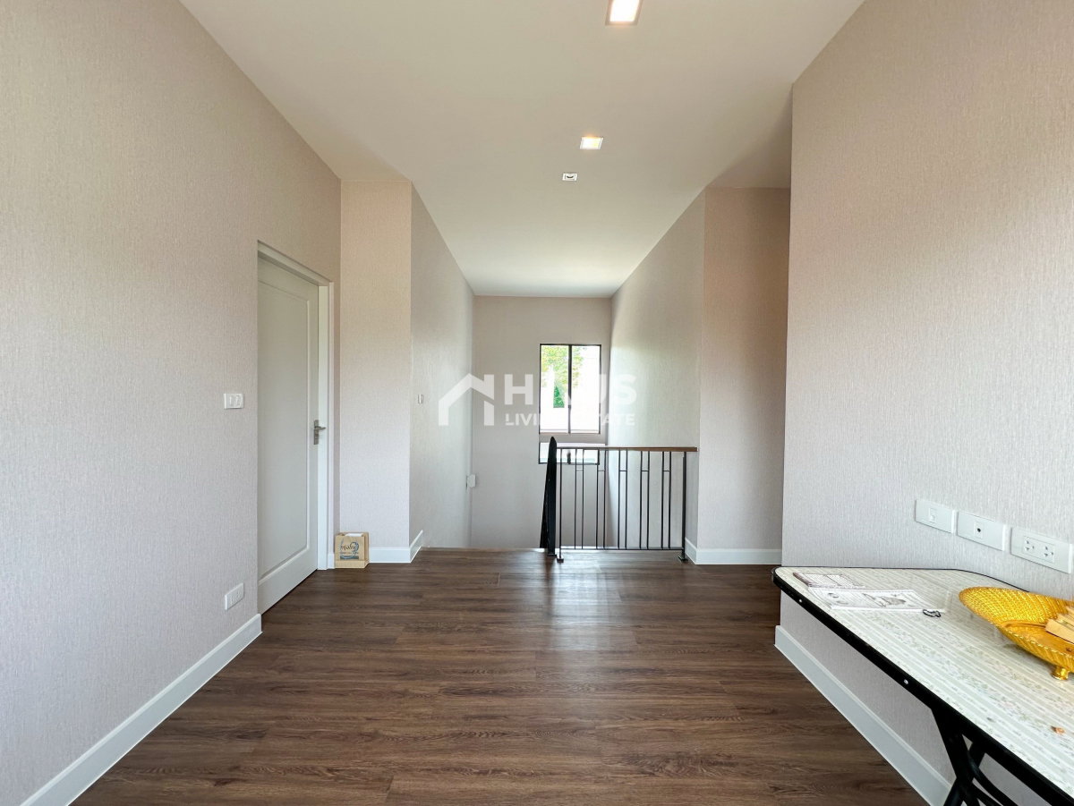 picture  Bangkok Boulevard Westgate / 4 Bedrooms #HBGY002 - 11/18