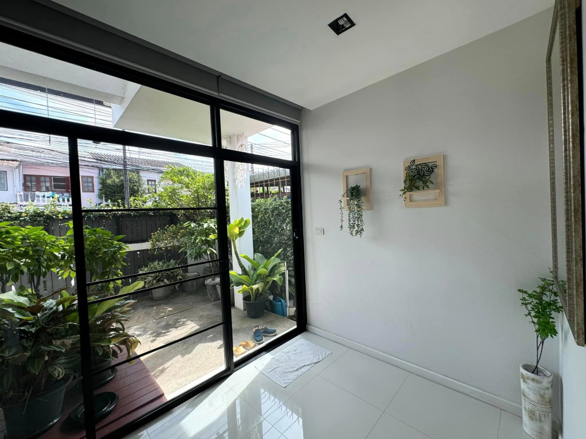 รูป 🏙️✨ ให้เช่าคอนโด 2 ห้องนอน ห้องใหญ่ 90 ตร.ม. ทำเลใจกลางเมือง  - รูปที่ 22/25