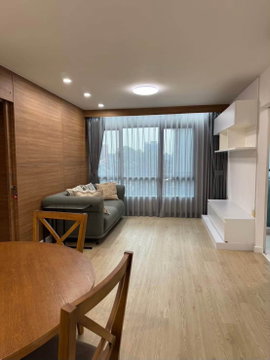 Condo for RENT : One Sukhumvit 52 𝐒𝐢𝐳𝐞 : 50 sqm. 𝐓𝐲𝐩𝐞 : 1 Bedroom /1 Bathroom/Corner room 𝐅𝐥𝐨𝐨𝐫 : 4th