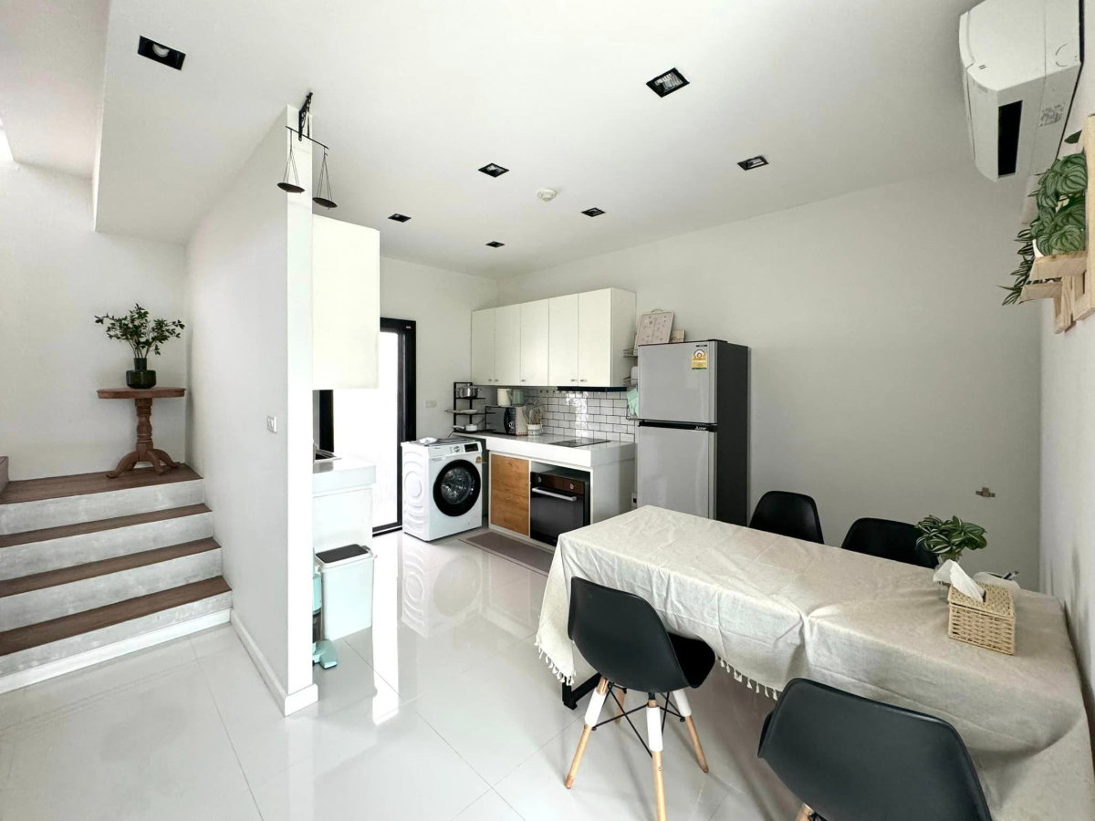 รูป 🏙️✨ ให้เช่าคอนโด 2 ห้องนอน ห้องใหญ่ 90 ตร.ม. ทำเลใจกลางเมือง  - รูปที่ 4/25
