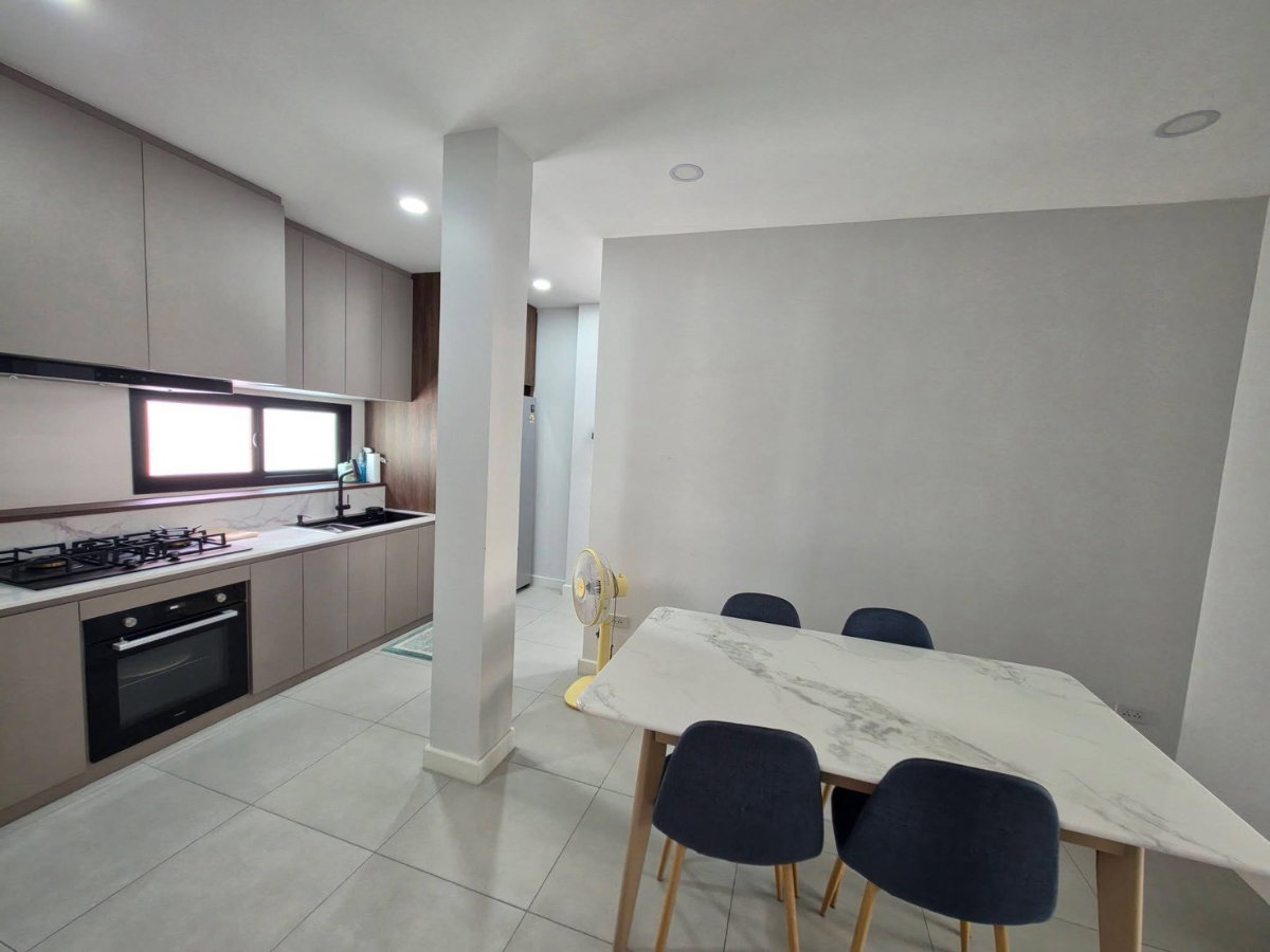 รูป 🏡 ให้เช่า บ้านเดี่ยว หมู่บ้านซื่อตรง รังสิต คลอง 3 3 ห้องนอน 2 ห้องน้ำ บ้านกว้าง บรรยากาศเงียบสงบ เดินทางสะดวก บ้านสภาพดี  - รูปที่ 7/15