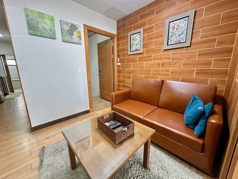 ห้องพักให้เช่าราคาประหยัด โกลเด้นซิตี้ ศรีราชา ใกล้แหล่งงาน