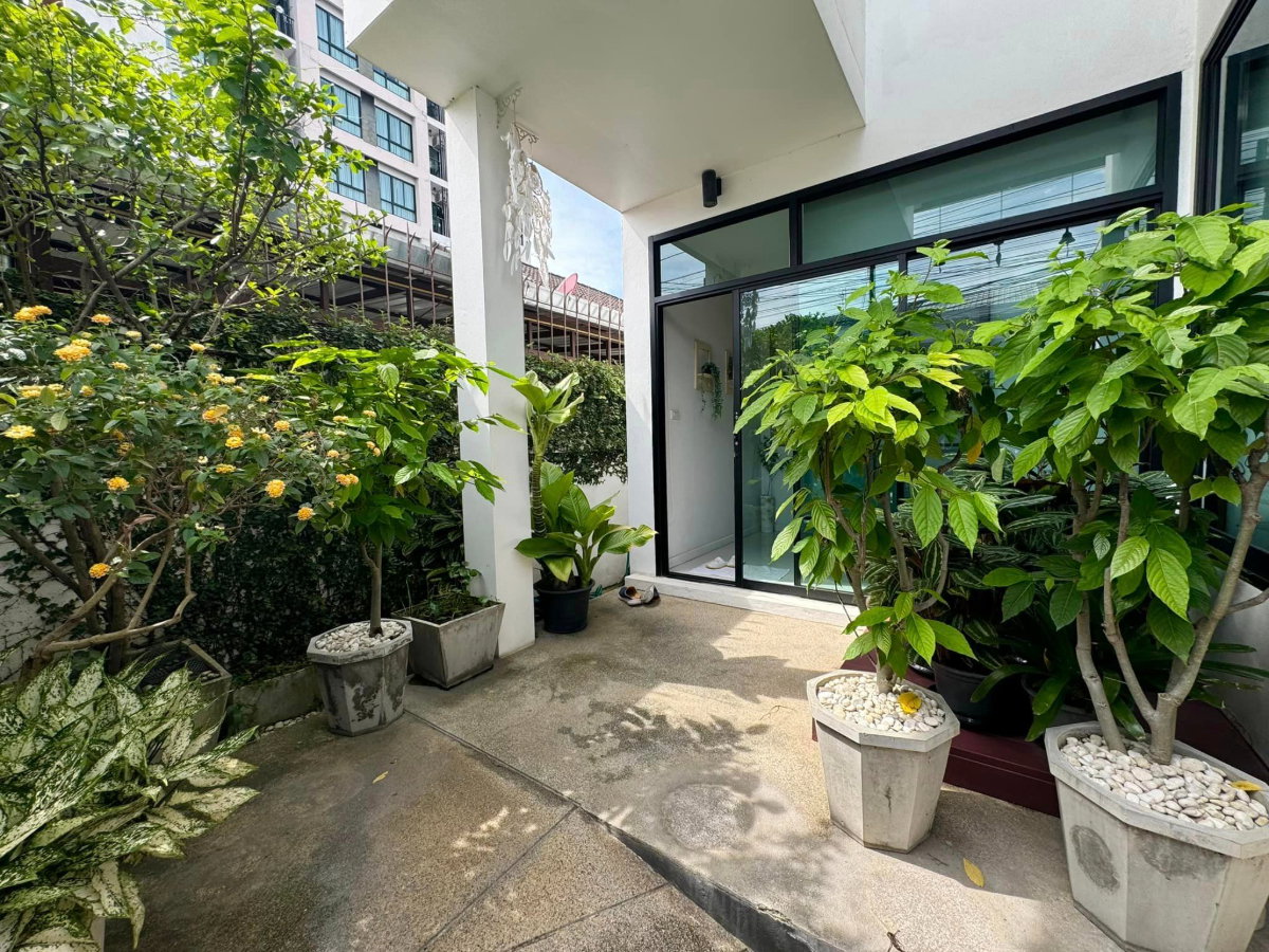 รูป 🏙️✨ ให้เช่าคอนโด 2 ห้องนอน ห้องใหญ่ 90 ตร.ม. ทำเลใจกลางเมือง  - รูปที่ 24/25