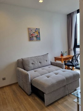 🏙️ **Condo for Rent – The Line Phahol–Pradipat** ✨ conveniently located near BTS Saphan Khwai. Fully furnished and ready to move in.