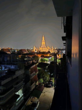 ติดถนนใหญ่ เช่าตึกแถว เฉพาะ ชั้น2-5 ถนนอรุณอัมรินทร์ ใกล้วัดอรุณ ตรงข้ามโรงพัก
