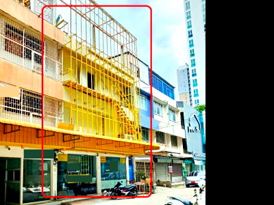 Shophouses for rent เตาปูน : Near MRT Tao Poon 250 m. 3-story commercial building, Gateway at Bang Sue 500 m 2 bedrooms, 2 bathrooms, wide front building, potential