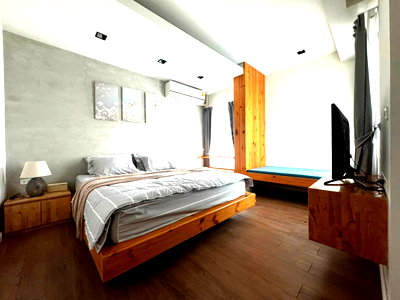 Townhouses for rent U.S. Consulate General Chiang mai : For rent Mobius Condo, a furnished with appliances,living space in a great location near Lanna Hospital and Nimmanhaemin. RH-43