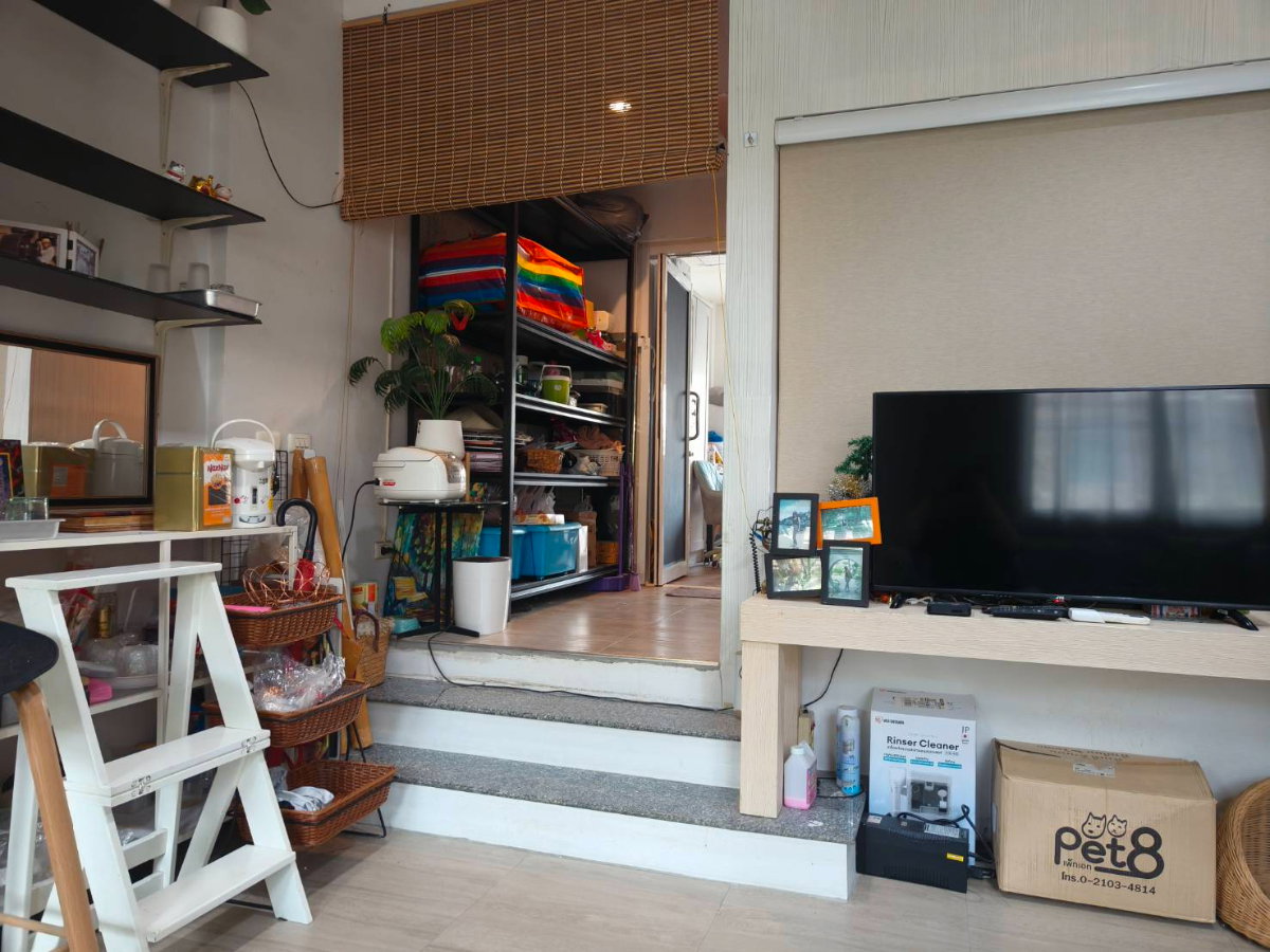 รูป 🏡 ขายทาวน์โฮม 3 ชั้น หมู่บ้านเมอริท เพลส ลาดพร้าว 87 แยก 10   - รูปที่ 3/10