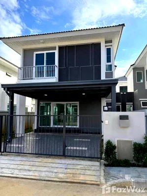 Houses for rent Nimibutr Stadium : 3 Bedroom Townhouse for rent at Supalai Lake Ville Phuket 6610254